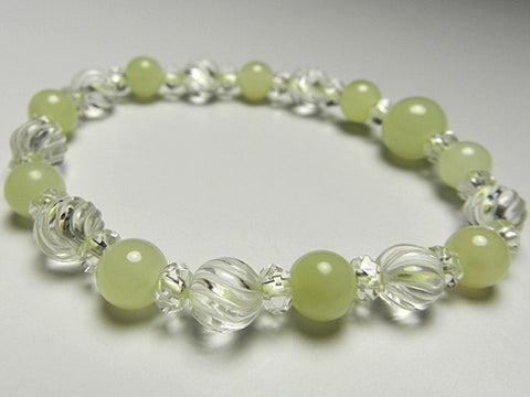 Green onyx 7mm bead bracelet with crystal spiral cut