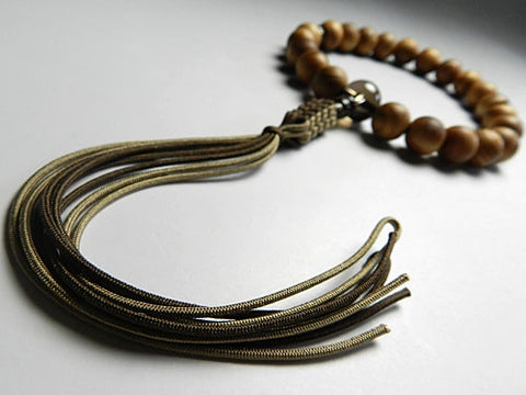 Men's Prayer Beads, Yakusugi Cedar, 22 Beads, Smoky Quartz Finish, String Tassel, for Jodo Shinshu Sect