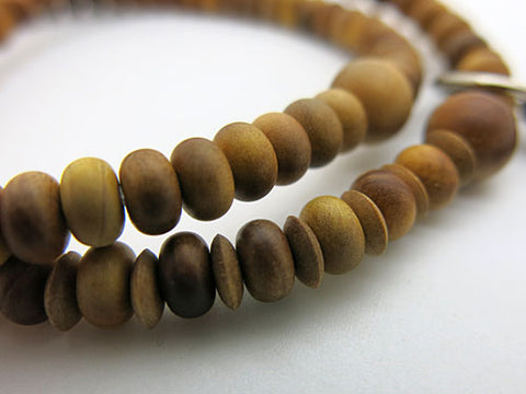 Indian sandalwood bracelet, Jodo sect