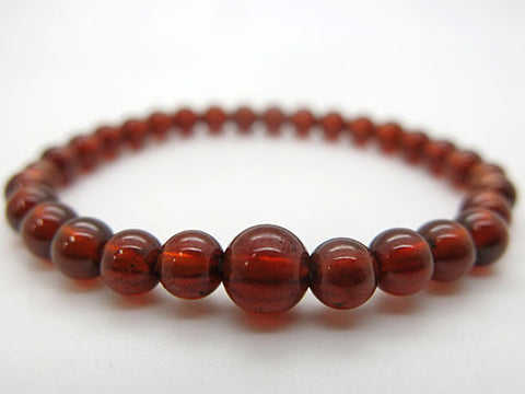 African Garnet 6mm Bead Bracelet 7106791000000 - bead detail