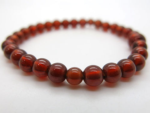 African Garnet 6mm Bead Bracelet 7106791000000 - close-up
