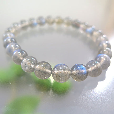 Madagascar blue labradorite bead bracelet