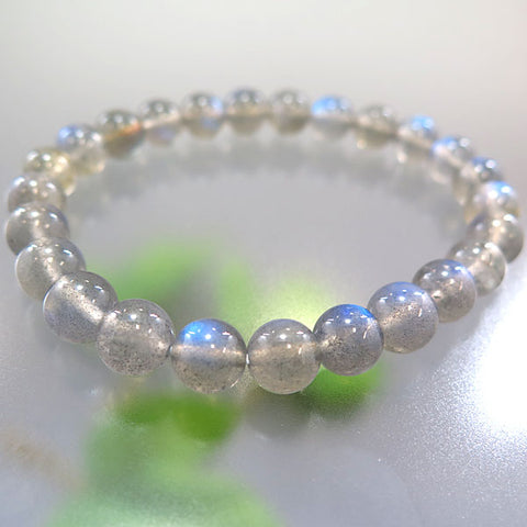Madagascar blue labradorite bead bracelet