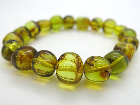 Green amber baroque-cut bracelet, straight