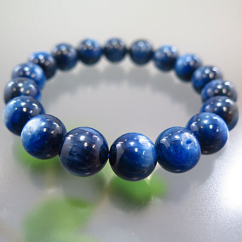 Highest-quality kyanite 12mm beads bracelet, straight