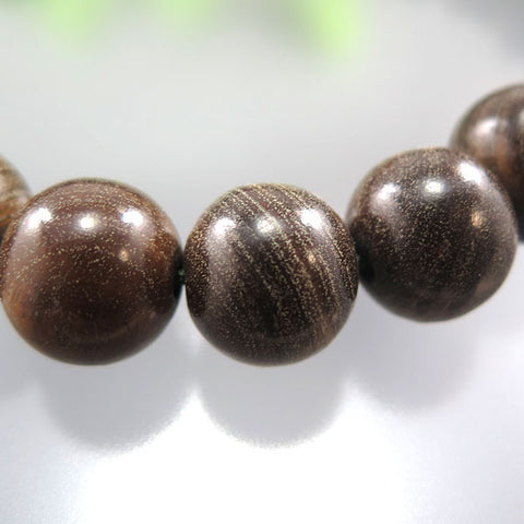 Men's Prayer Beads, Green Sandalwood (Ryokutan), 18 Beads, Green Jasper Finish, String Tassel