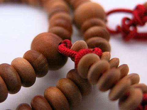 Nichiren sect formal bracelet, Indian Mysore sandalwood, red thread