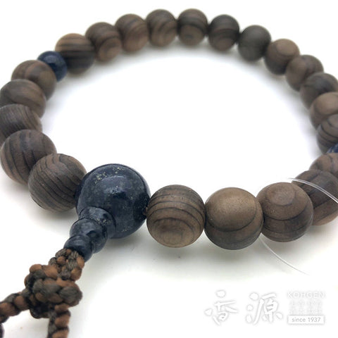 Men's prayer beads, Jindai cedar, lapis lazuli finish
