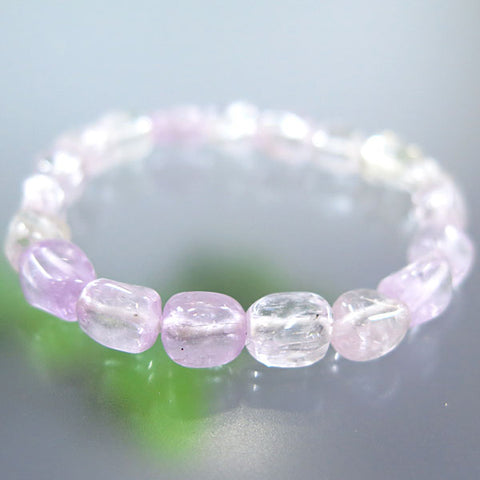 Kunzite pebble bracelet, straight
