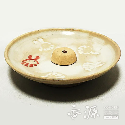 Kyoto Ware Incense Plate & Holder Set – Daruma Rabbit Design