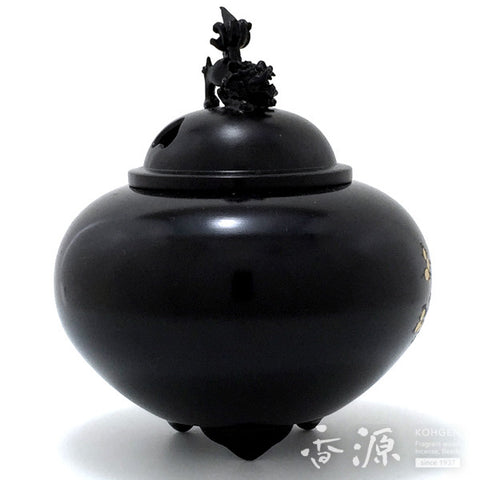 Takaoka Copperware Incense Burner, Shishi Lid and Chokin Metal Engraving, engraving