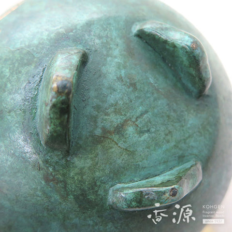 Takaoka Metalwork Incense Burner, Hazuru