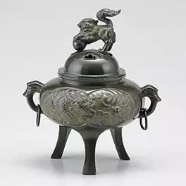Incense burner brown black with dragon crest ring