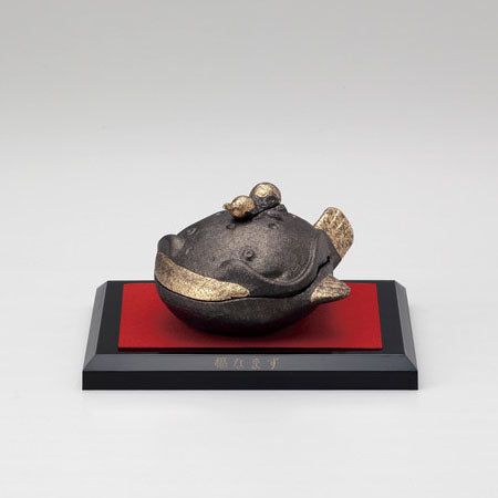 Takaoka Metalwork Catfish-kun Incense Burner