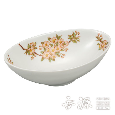 Kutani ware oval bowl