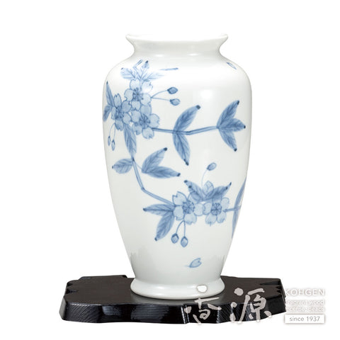 Kutani ware short vase