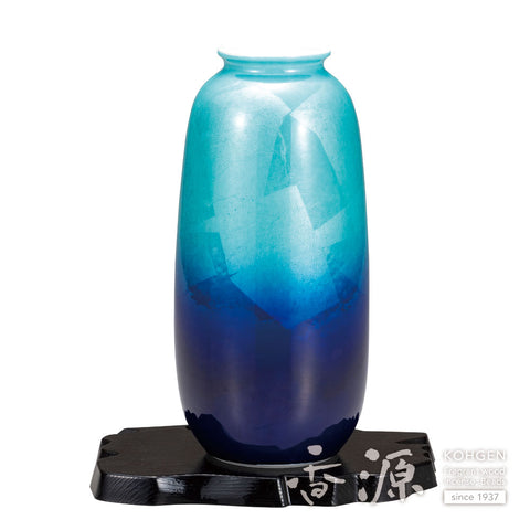 Kutani ware short vase
