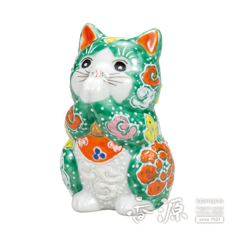 Kutani ware prayer cat