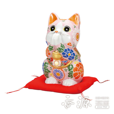 Kutani ware prayer cat