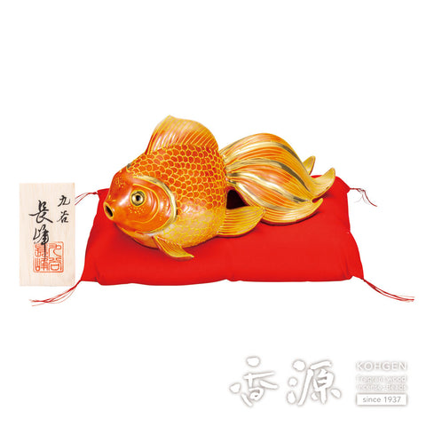 Kutani yaki goldfish
