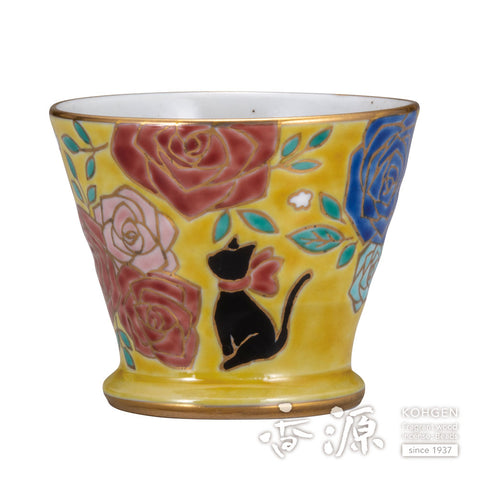 Kutani ware cup