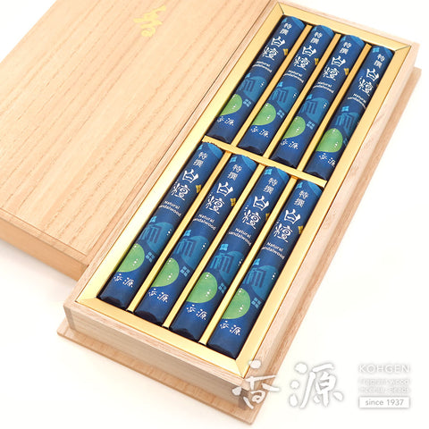 Special selection of sandalwood